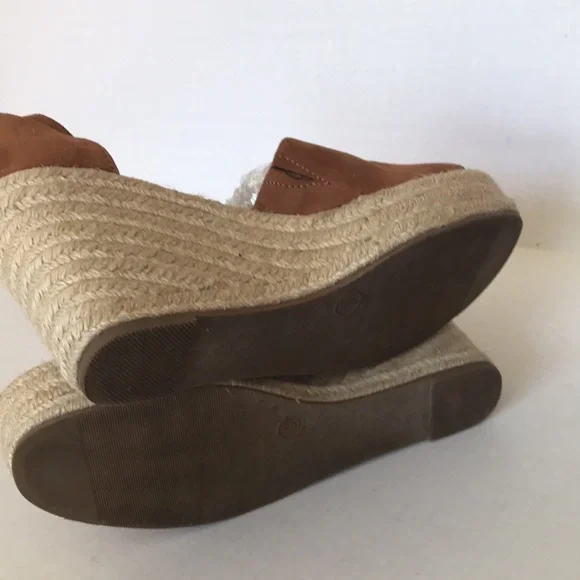 EUC Universal Thread Faux Suede Espadrilles Wedge Cognac Sandals Size 9 - Picture 9 of 12